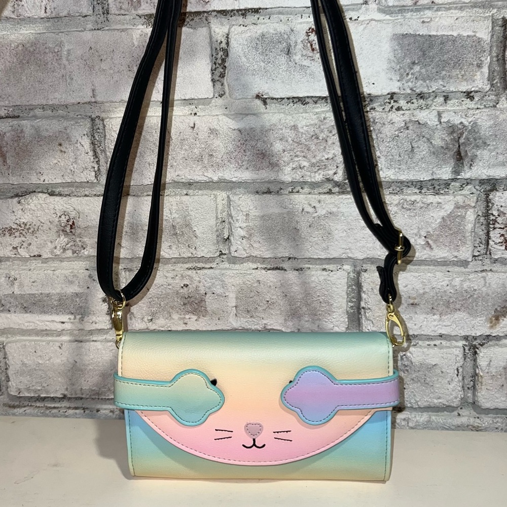 Betsey Johnson Rainbow Peek-A-Boo Kitty Cross Body Clutch with Removable Strap
